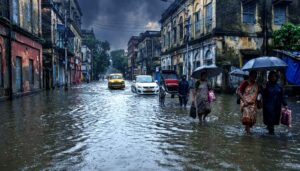 কেন ডুবে যায় তিলোত্তমা ? উত্তর লুকিয়ে ৩৩০ বছরের এক জল-ইতিহাসে