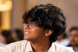 মার্কিন বিচারবিভাগের ‘হল অফ ফেম’-এ ১৯ বছরের বঙ্গসন্তান!